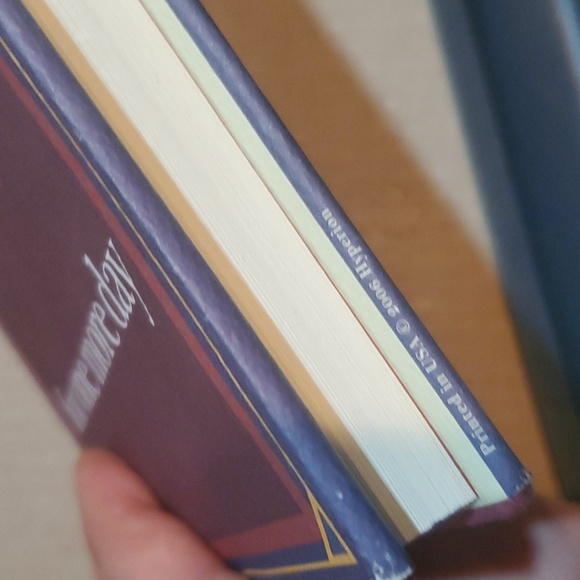 2/$8 📚 Mitch Albom For One More Day set - Picture 13 of 13